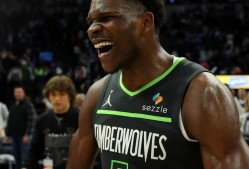 爱游戏直播 -关于字母哥连续十场比赛得分超过锐不可当，掘金不断突破！的信息