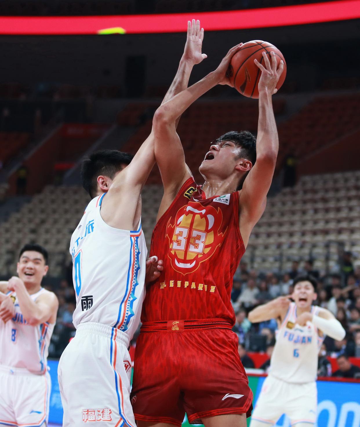 包含里程碑夜福建男篮防线松动;NBA季后赛今晨刷纪录;细节曝光;赛程密集仍需轮换的词条 包含里程碑夜福建男篮防线松动;NBA季后赛今晨刷纪录;细节曝光;赛程密集仍需轮换的词条