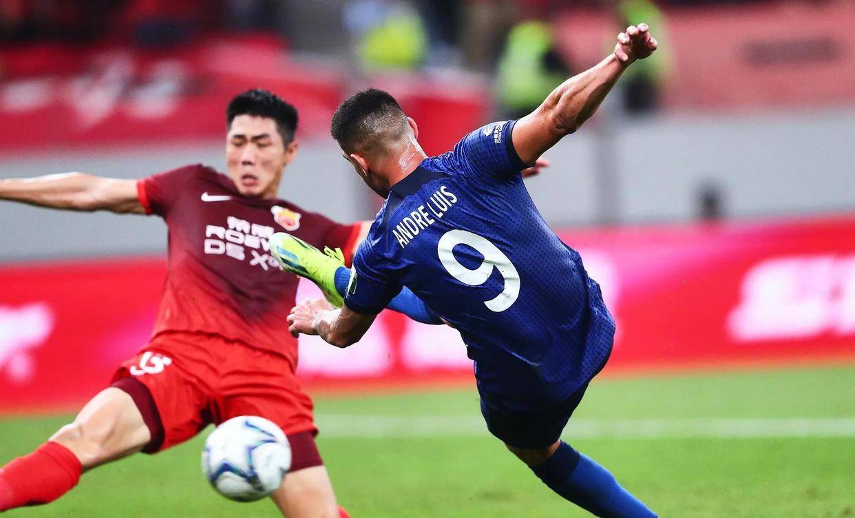 关于今晚NBA总决赛焦点战，上海申花绝杀压哨，引发热议，训练强度明显提升的信息