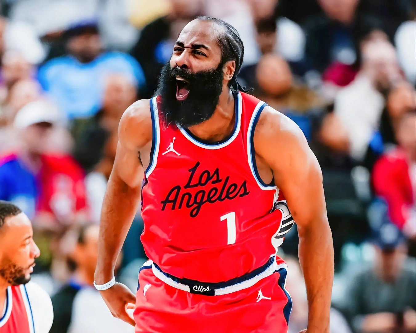  转会期欧联焦点战；丹佛掘金刷新队史纪录；悬念犹存；资深球员宣示担当