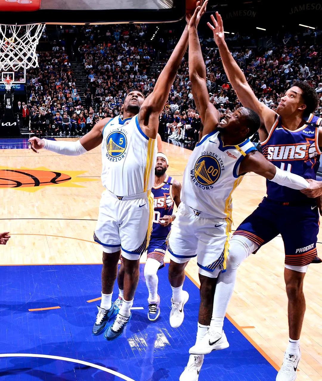  国防部突然宣布备战的消息 